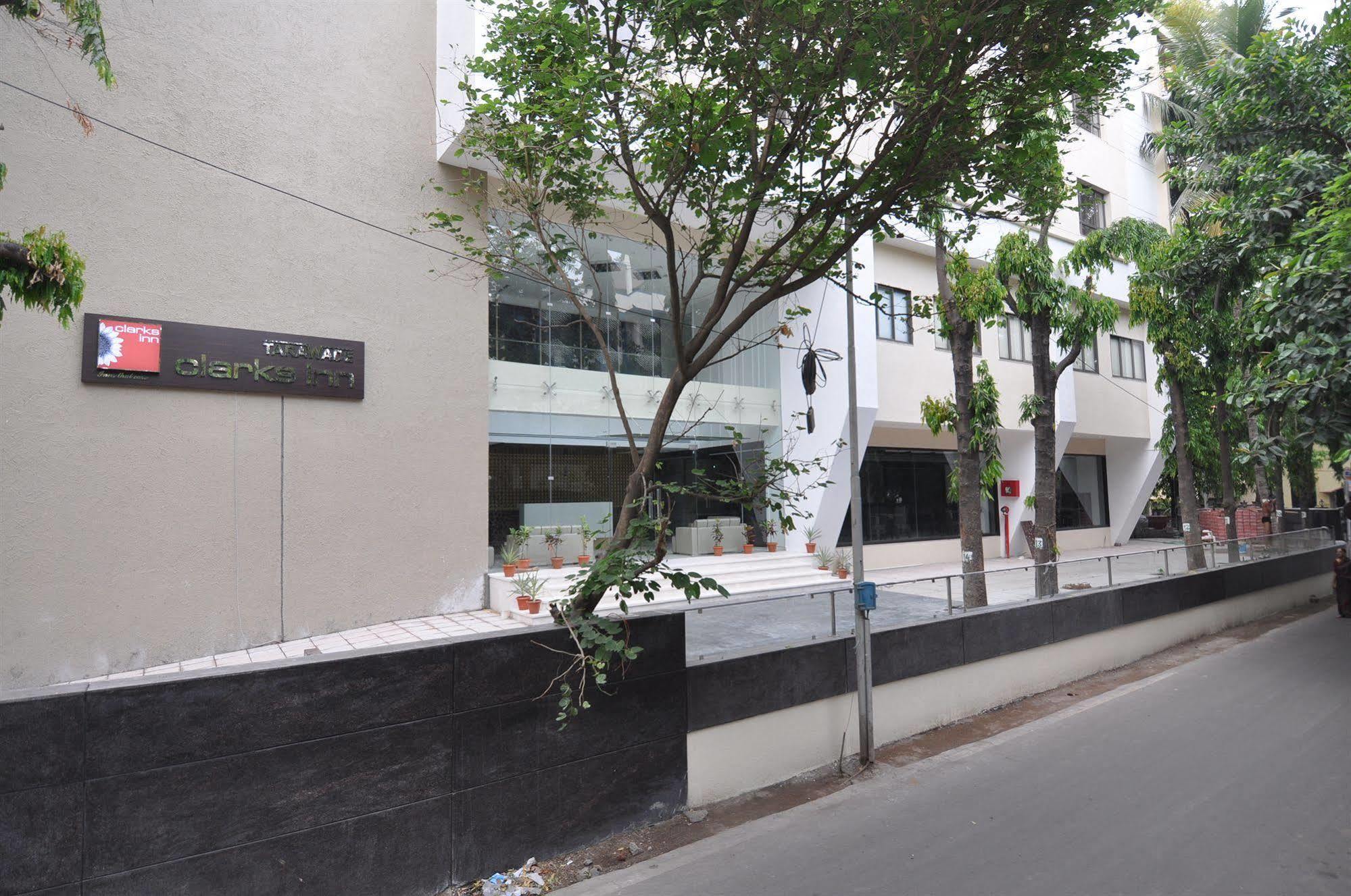 Tarawade Clarks Inn Pune Esterno foto